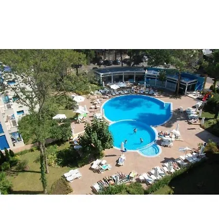 Privite Admiral Plaza * סאני ביץ'