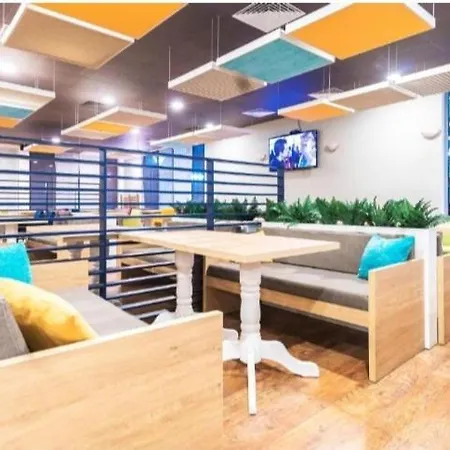 Privite Admiral Plaza דירה *