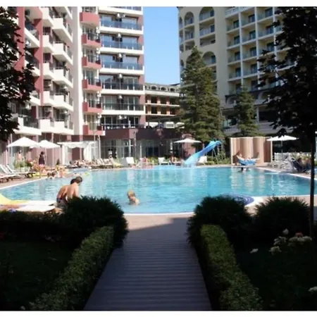 Privates Admiral Plaza Slăntjev Brjag