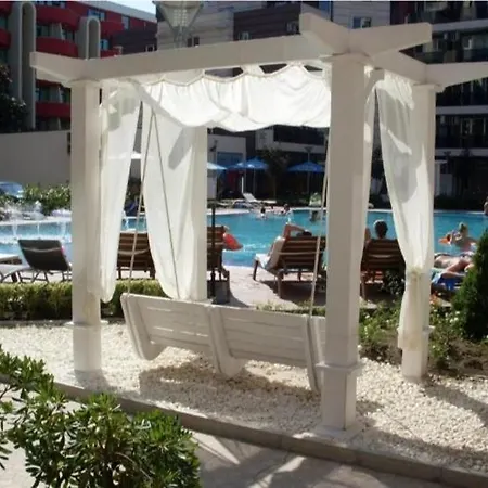 Privite Admiral Plaza Apartament *